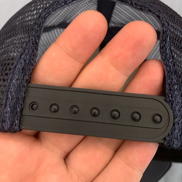 “Lone Wolf” Adjustable Trucker Hat Pre-Loved Worn Twice 🐺 🧢 - Picture 6 of 6